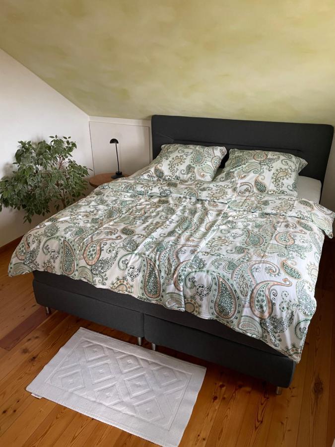 Ferienwohnung Nussbaum-Nest Hausen  Buitenkant foto